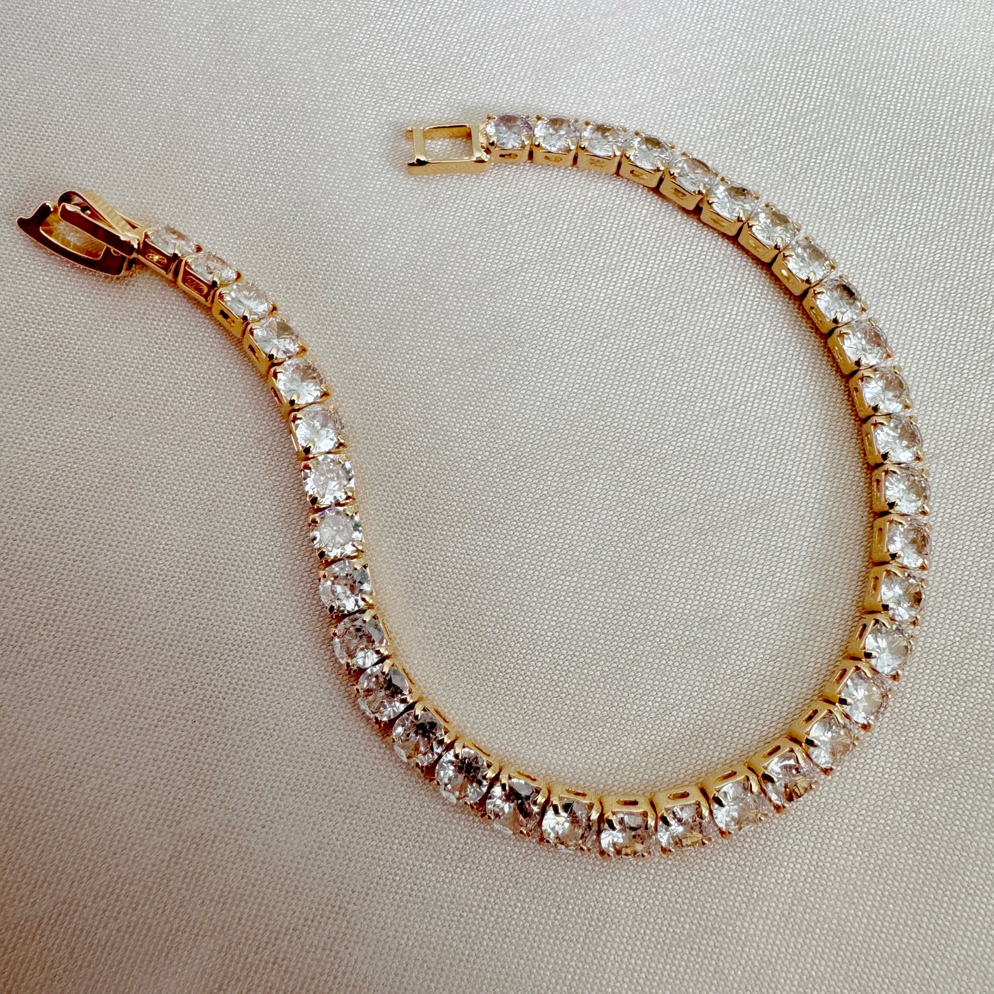 Laura Tennis Bracelet