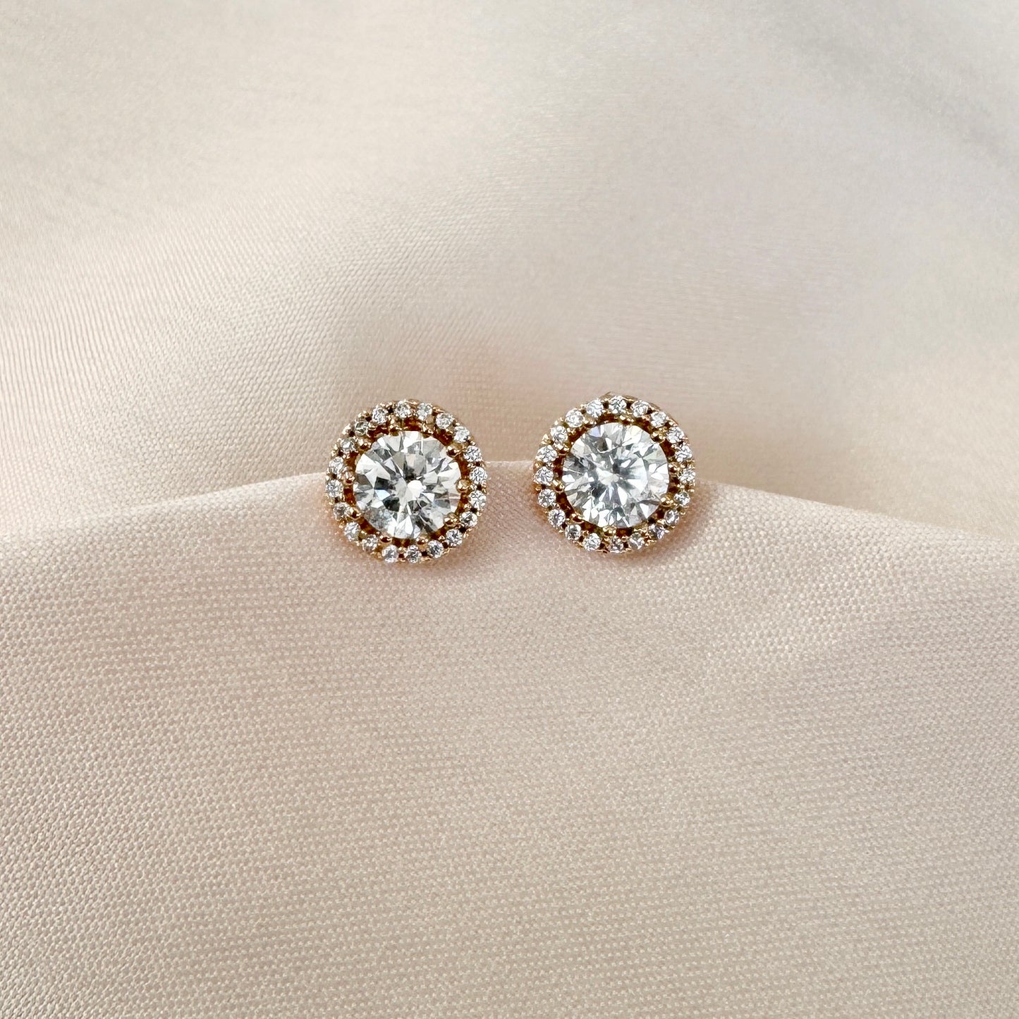 Arla Studs
