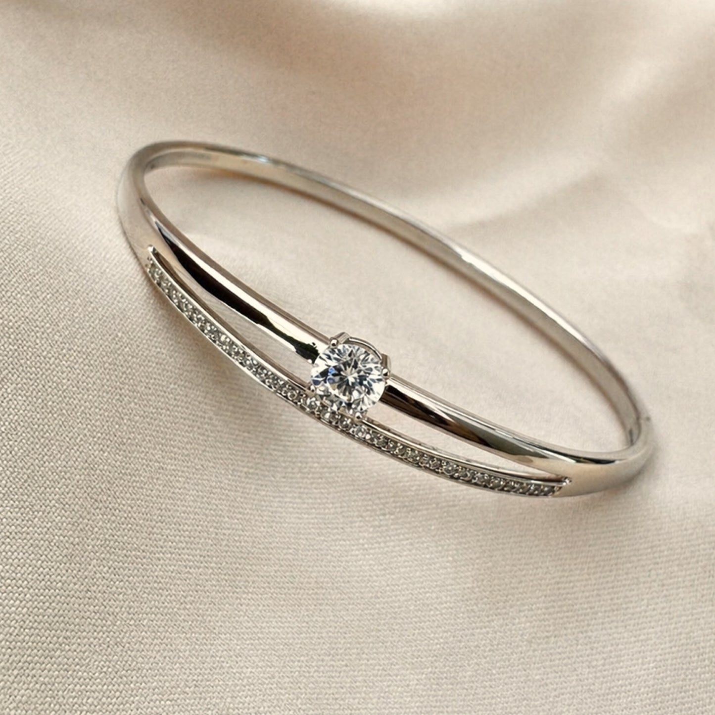 Marceline Bangle