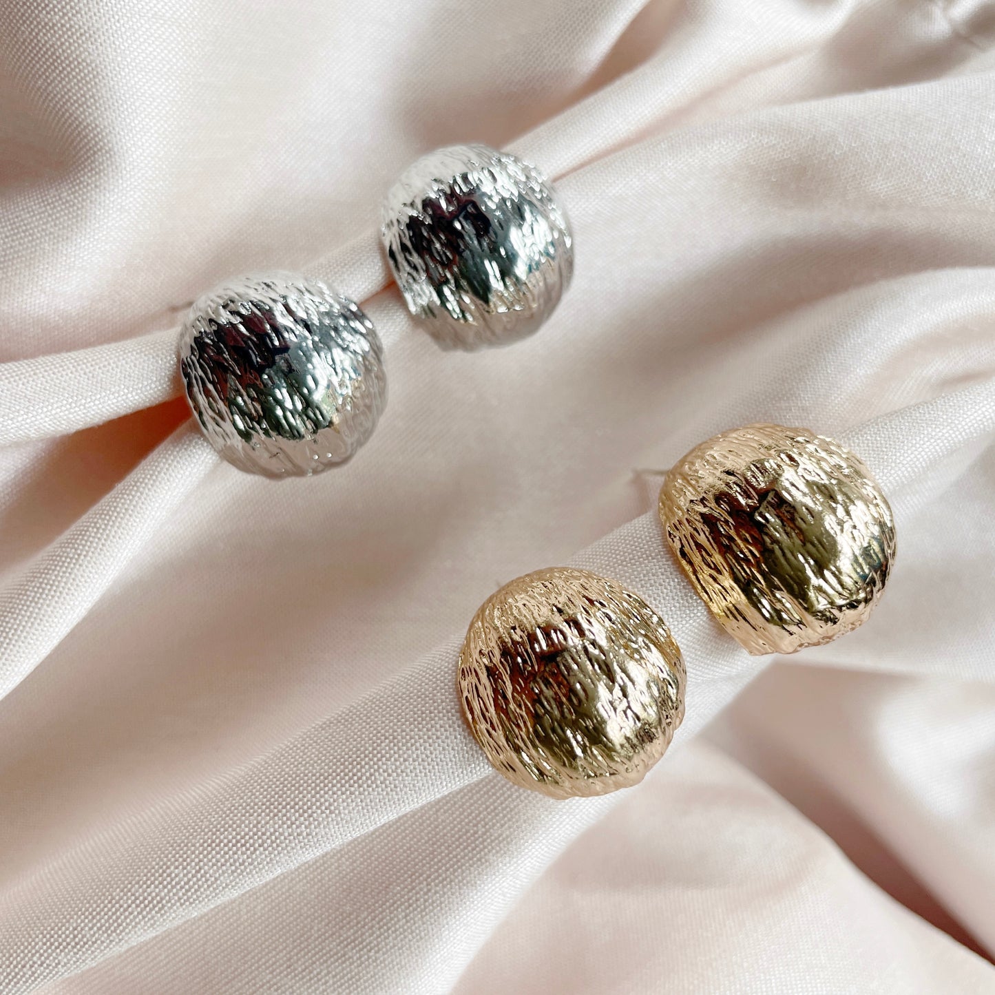 Lana Chunky Hoop