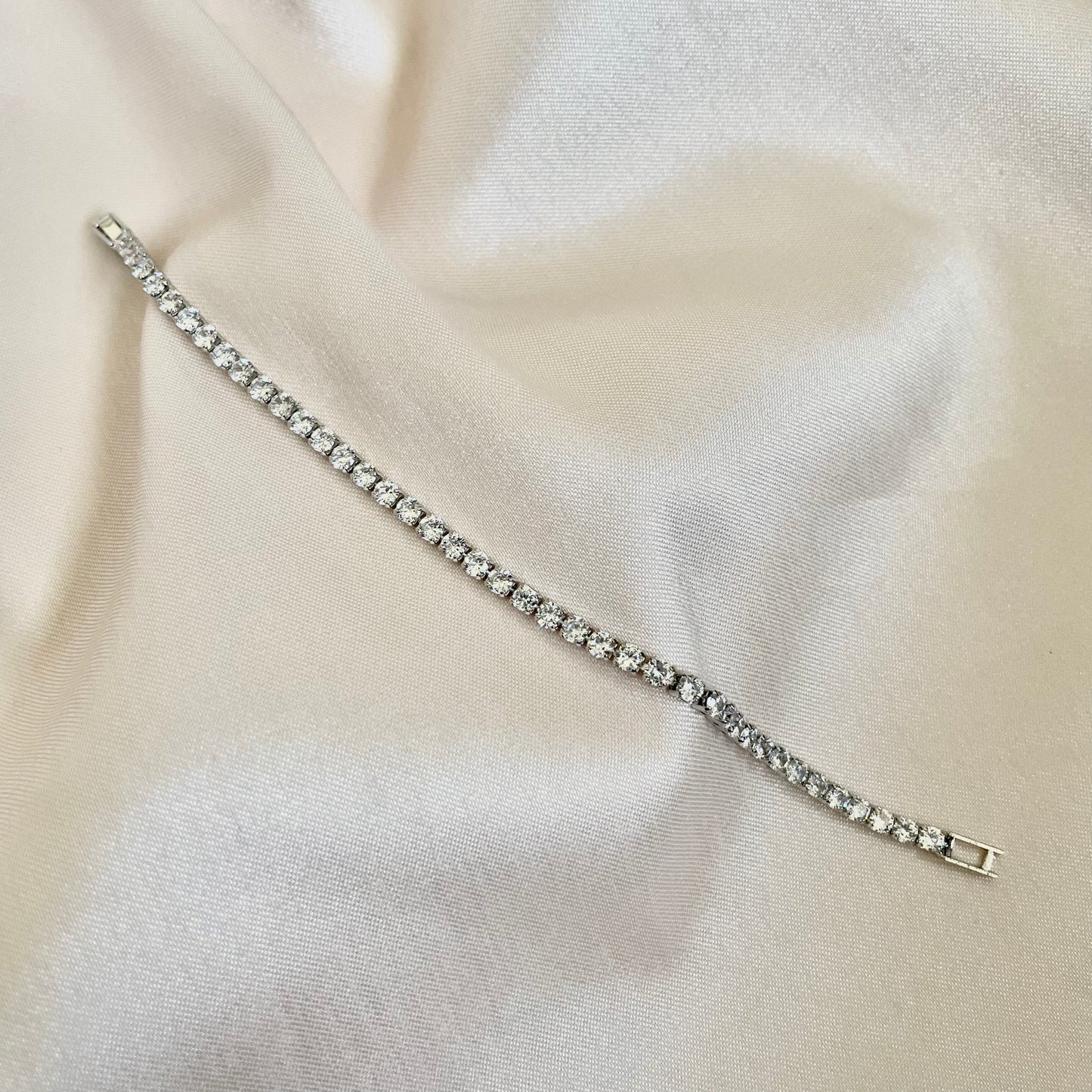 Lisa Tennis Bracelet