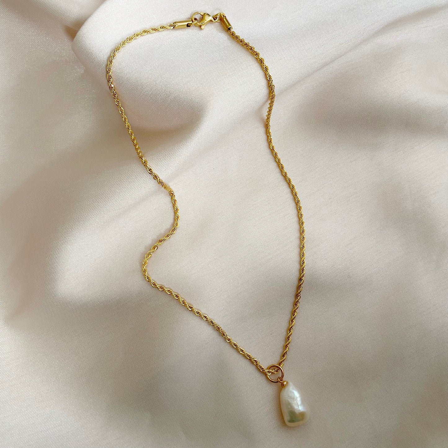 Chloe Necklace