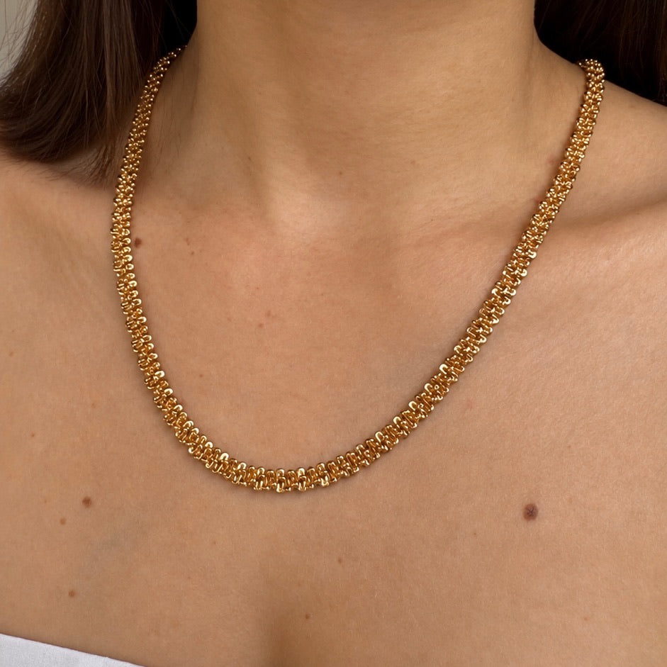 Anara Necklace