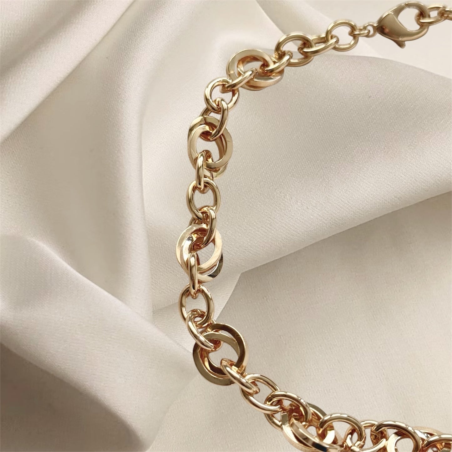 Agnes Necklace
