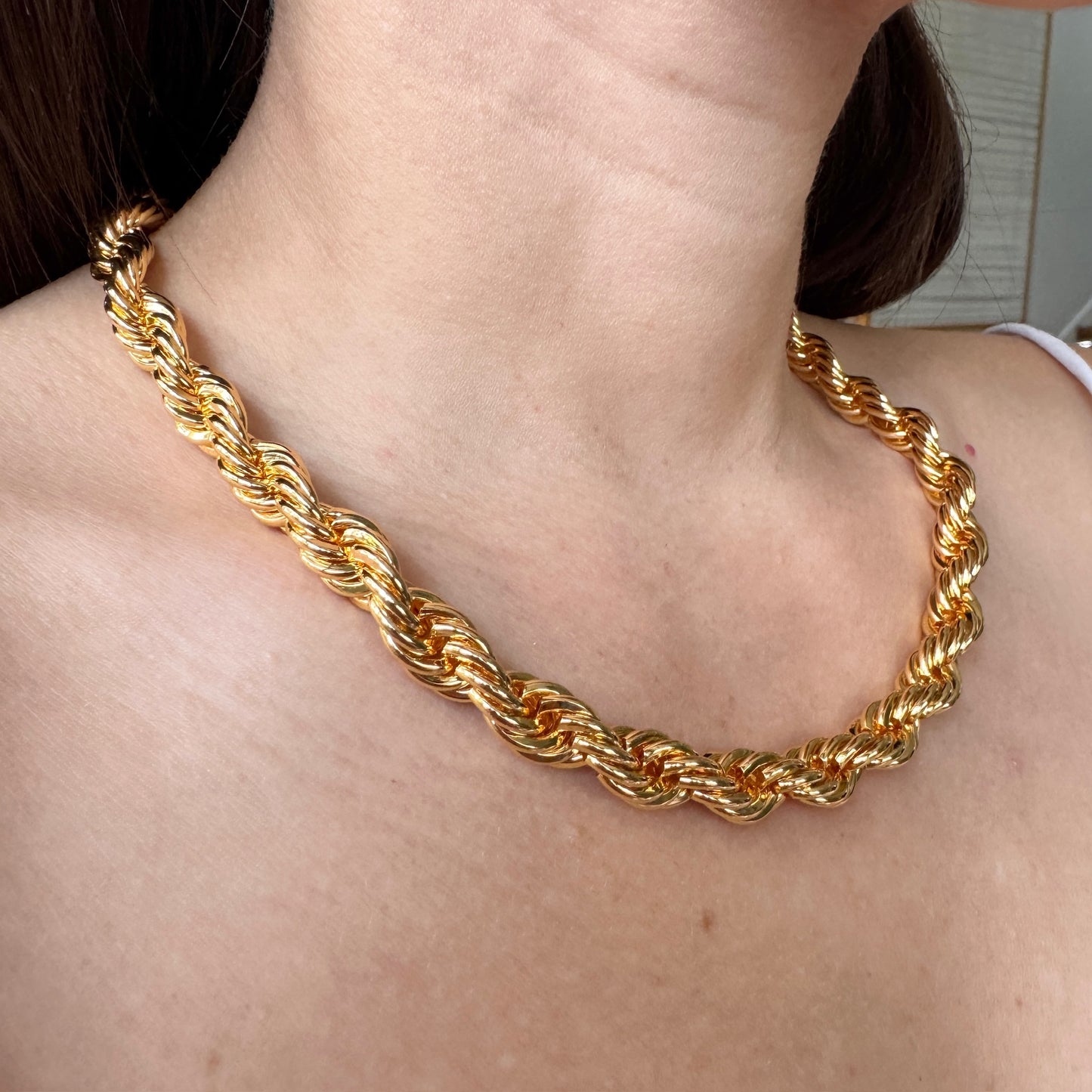 Leona Necklace