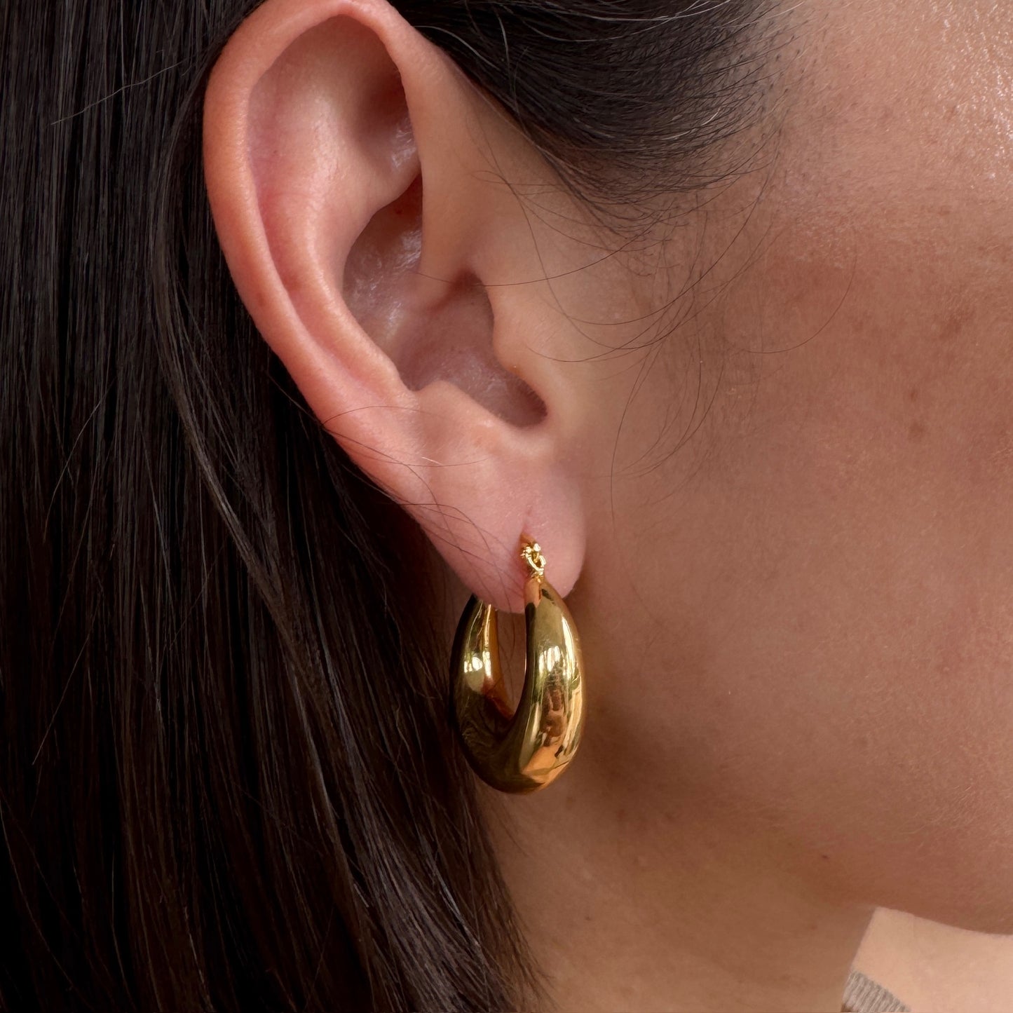Linda Hoops