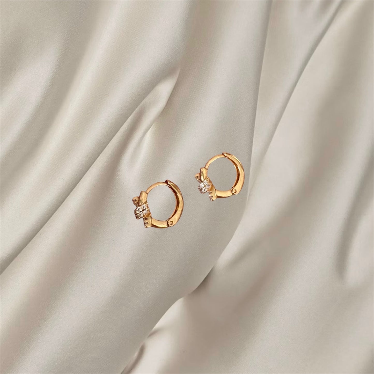Lori Mini Hoop