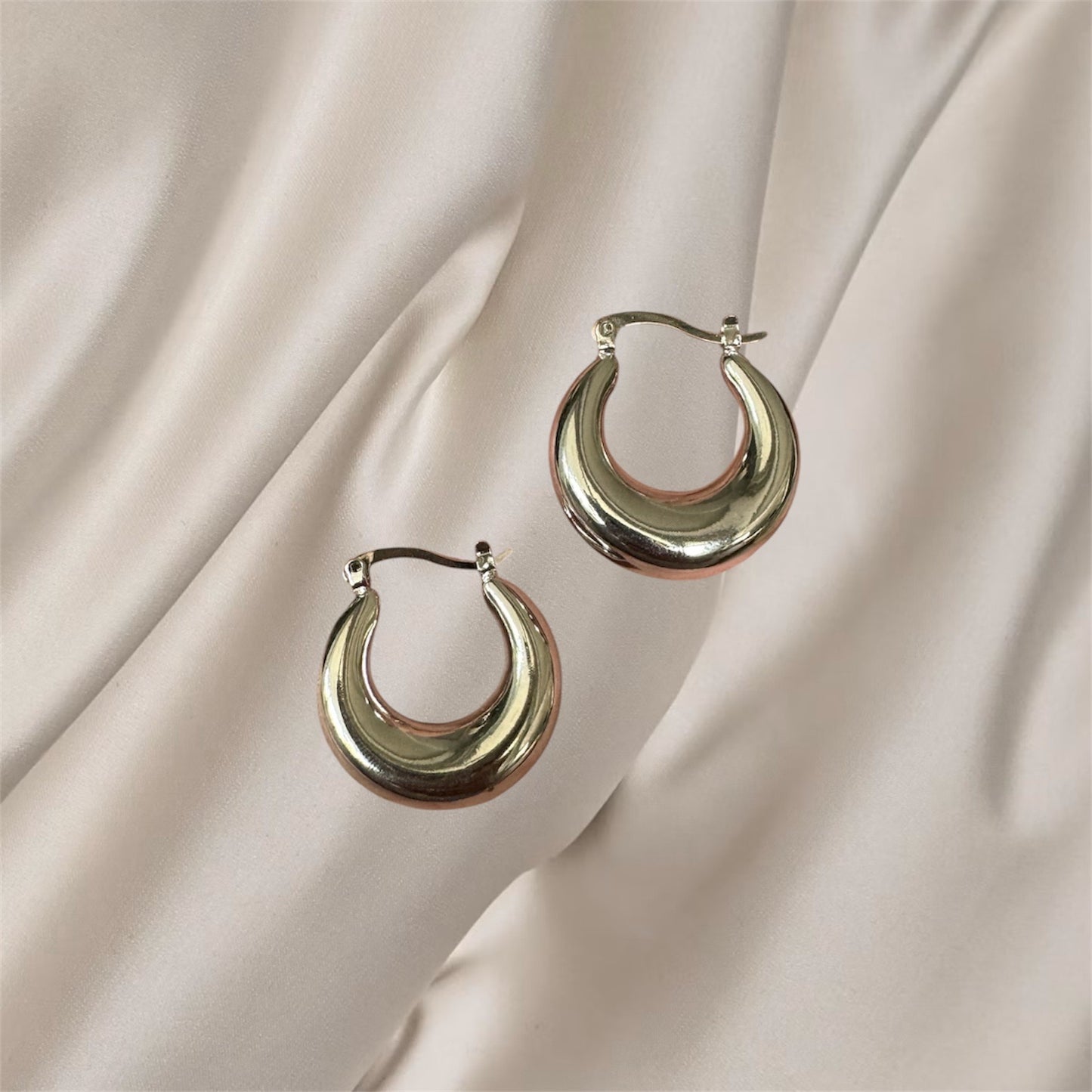 Linda Hoops