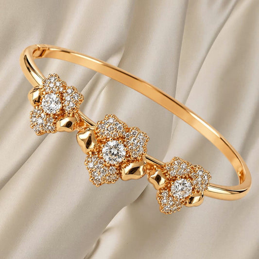 Chloe Bangle